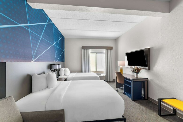 Hotel Comfort Suites Airport - Austin