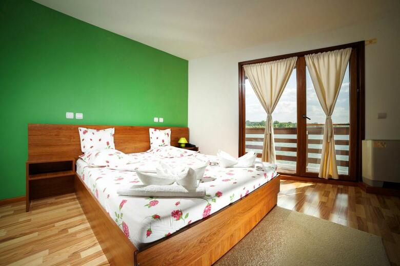 Insula Hotel