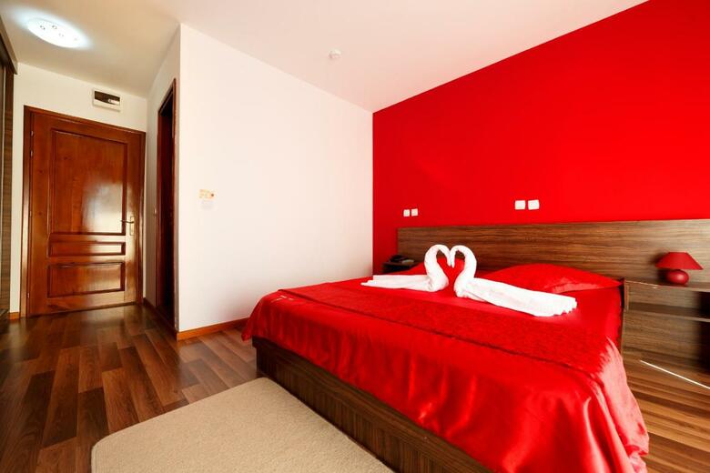 Insula Hotel
