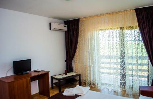 Hostal Pensiunea La Lipoveanu