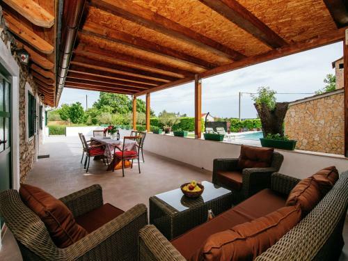 Peaceful Holiday Home With Pool In Kakma