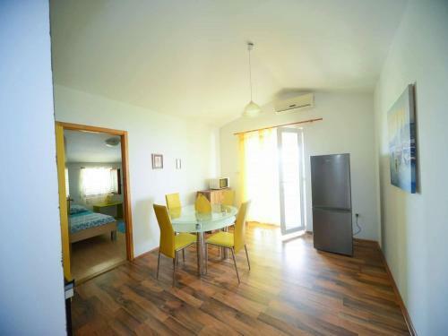 Two-bedroom Apartment In Ljubac I