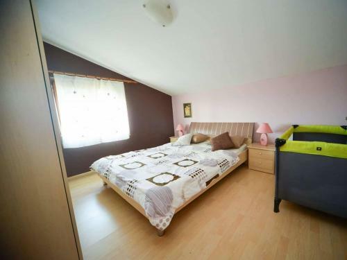 Two-bedroom Apartment In Ljubac I