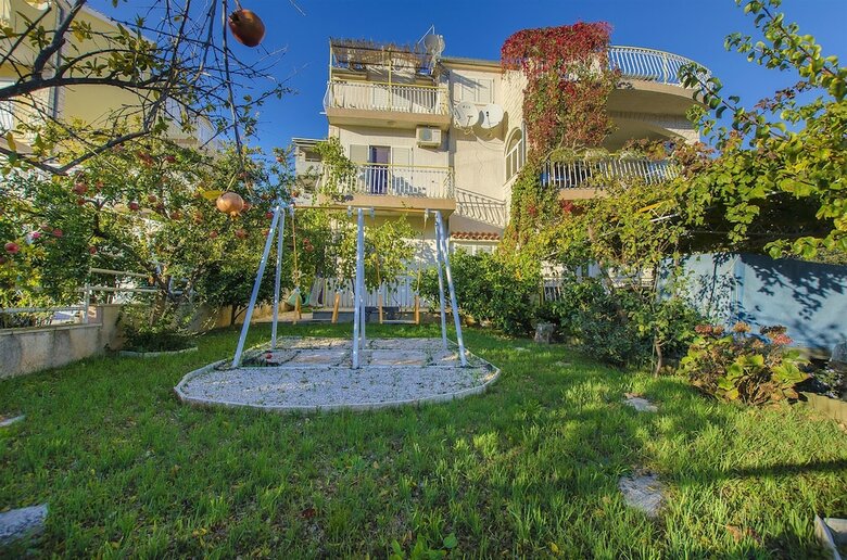 Apartments Nada