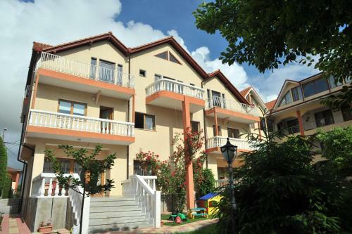 Hostal Complex Marinn 2