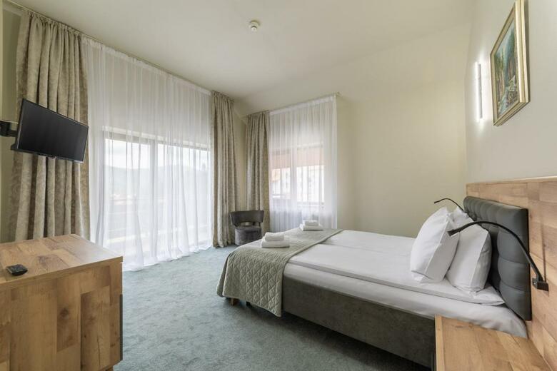 Hera Hotel
