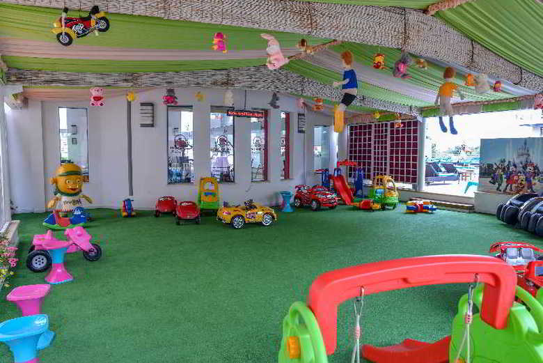 Aparthotel Phoenicia Holiday Resort