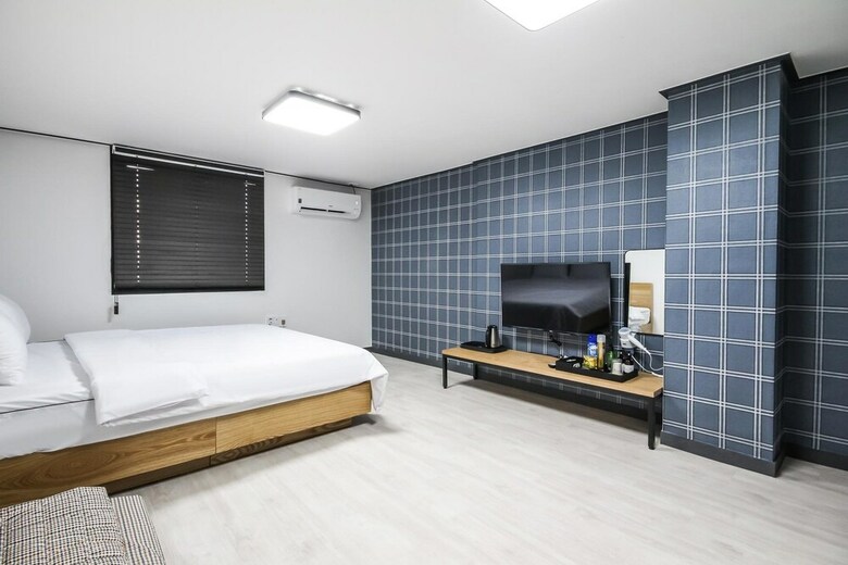 Hostal Hotel Deluxe