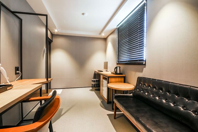 Hostal Hotel Deluxe