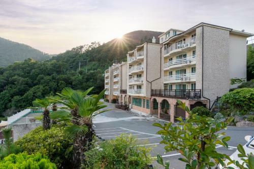 Hotel Home Fourest Resort