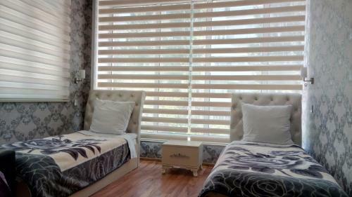 Hostal Sheki Guest House