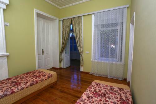 Hostal Ilham Mustafa Houses