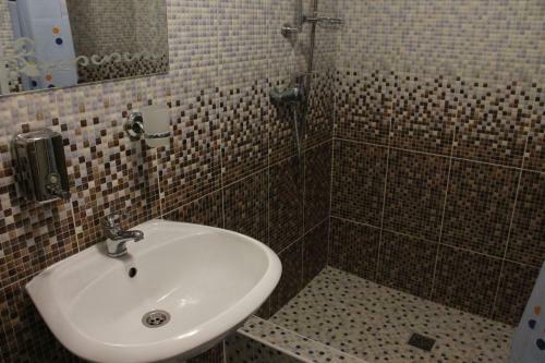 Hostal Medvedov Guest House