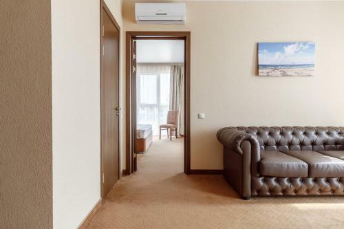 Letootel Hotel