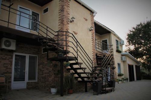 Hostal Uyutny Guest House