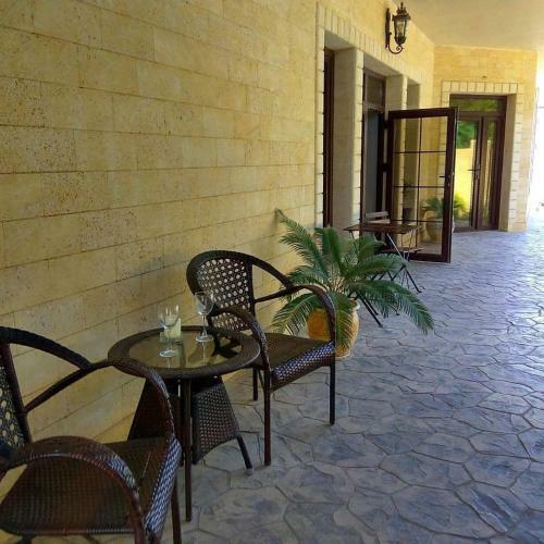 Hostal Arkadia Guest House