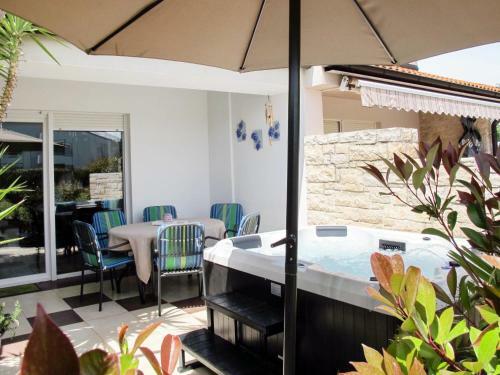 Holiday Home Saini (nvg116)