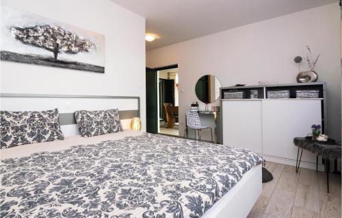 Holiday Home Novigrad With Sea View 08