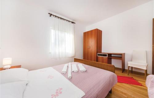 Holiday Home Novigrad 33