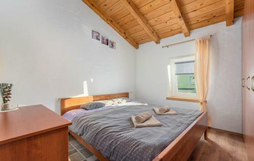 Two Bedroom Apartment Legovic With Garden