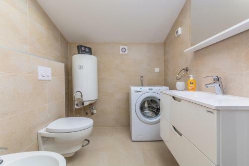 Apartamentos Villa Ren