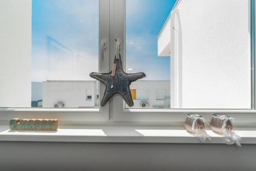 Adris, Modern & Spacious Apartment For 6