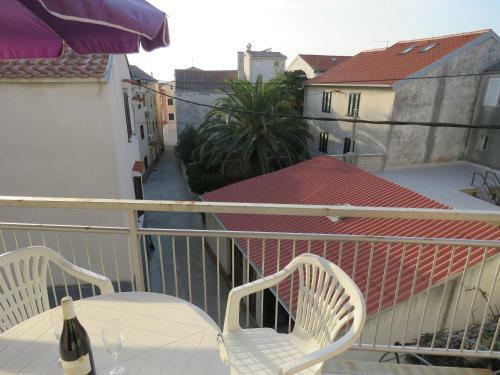Apartments Novalja Center