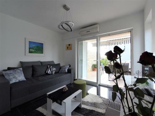 Deluxe Apartment Novalja