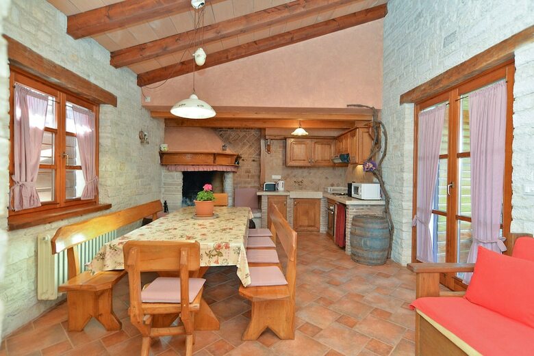 Hostal Apartments Valter 881