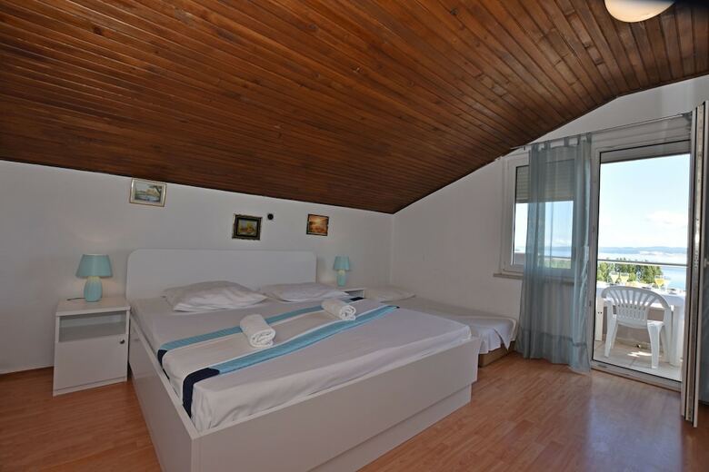 Apartments Ana