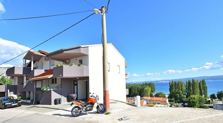 Apartments Ana