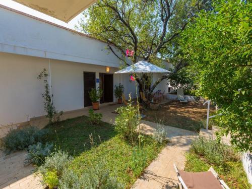 Vaho Holiday Home