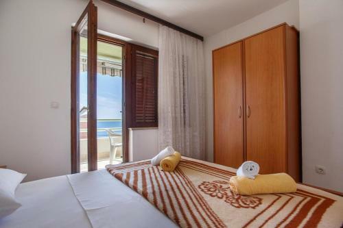 Apartment Nemira 15727d