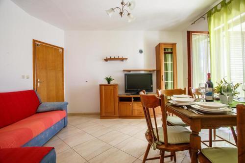 Apartment Nemira 15727d