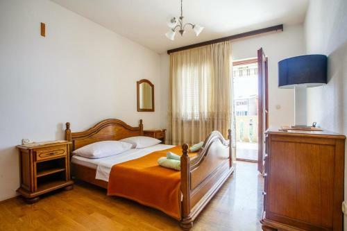 Apartment Nemira 15727d