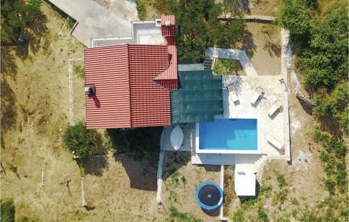 Two-bedroom Holiday Home In Omis