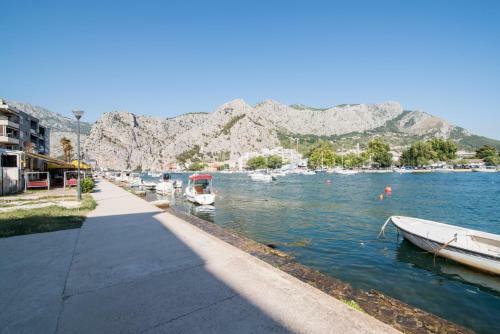 Apartment Marija Omis