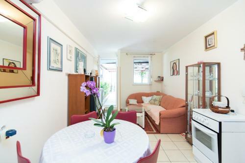Apartment Marija Omis