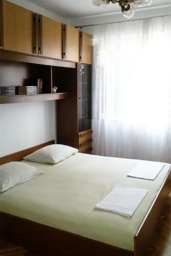 Apartments With Wifi Omis - 14843