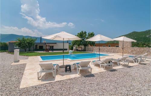 Three-bedroom Holiday Home In Seoca