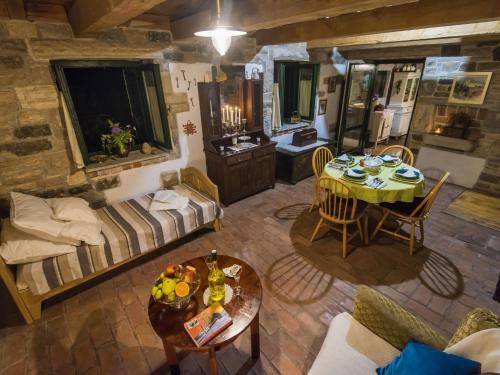 Charming Holiday Home In Sopot Near The Lake