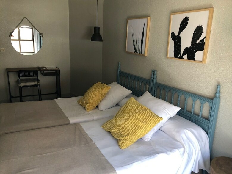 Hotel Vicente Home