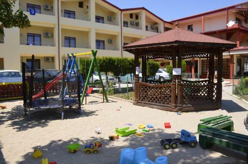 Hotel Poienita