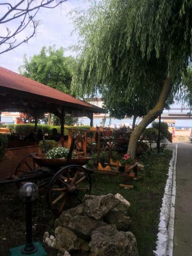 Hotel Poienita