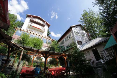 Hostal Vila Cristina