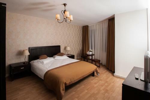 Hotel Complex Mona