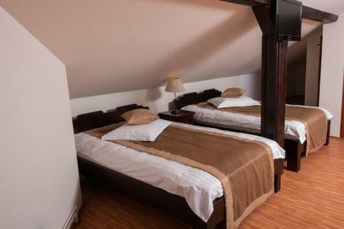 Hotel Complex Mona