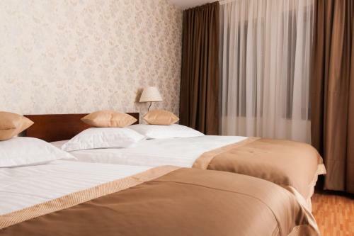 Hotel Complex Mona