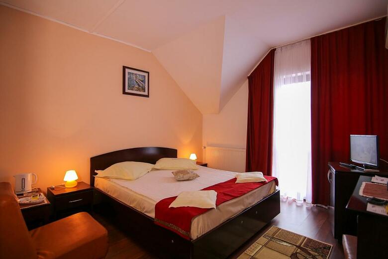 Ciric Hotel