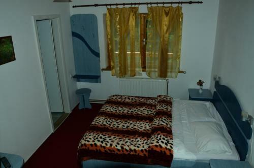Hostal Pension Roni